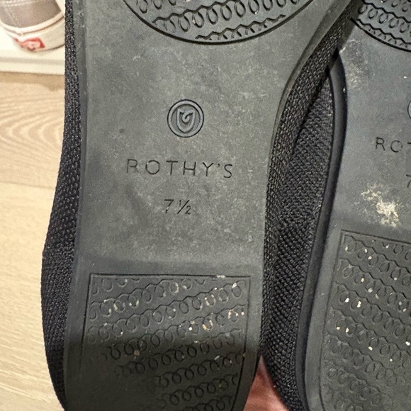 Rothy’s The Flat - size 7 (black) - Picture 7 of 7